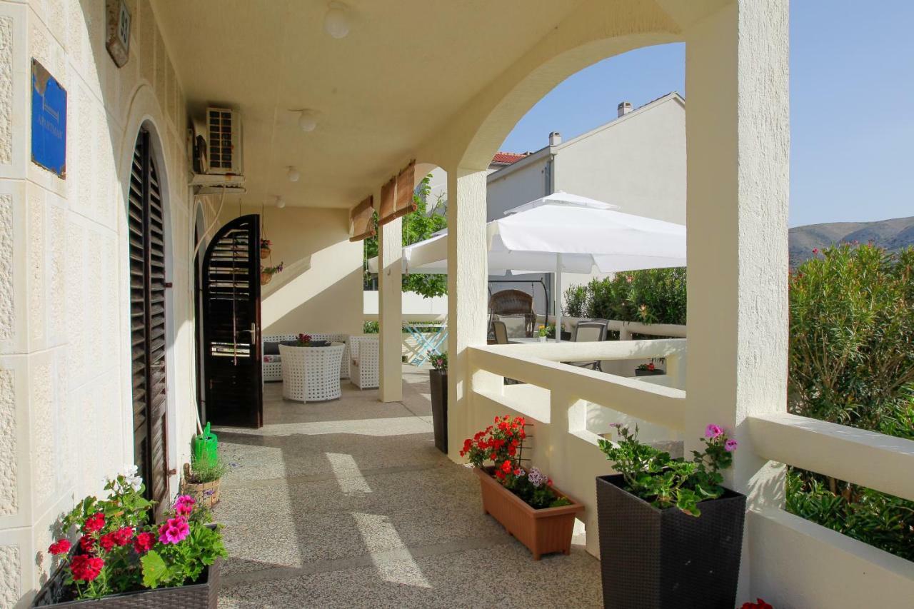 Villa Lavanda Pag Town Bagian luar foto
